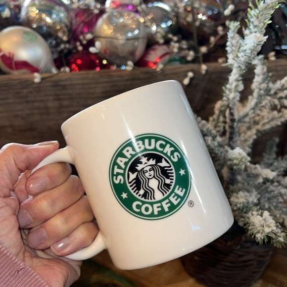 Starbucks 2004 vintage white coffee mug. EUC - Picture 3 of 5